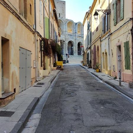 Arles Holiday - Le Refuge Exterior photo